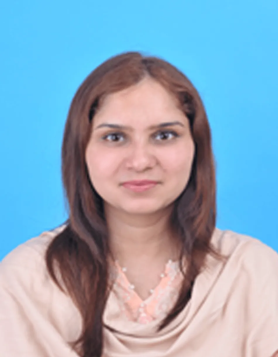 Dr. Nida Khan